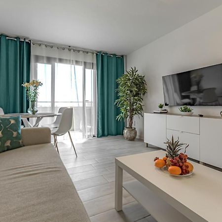 Newly Reformed Apartment With Sea View And Pool, Near The Beach, In Playa De Las Americas Exterior photo