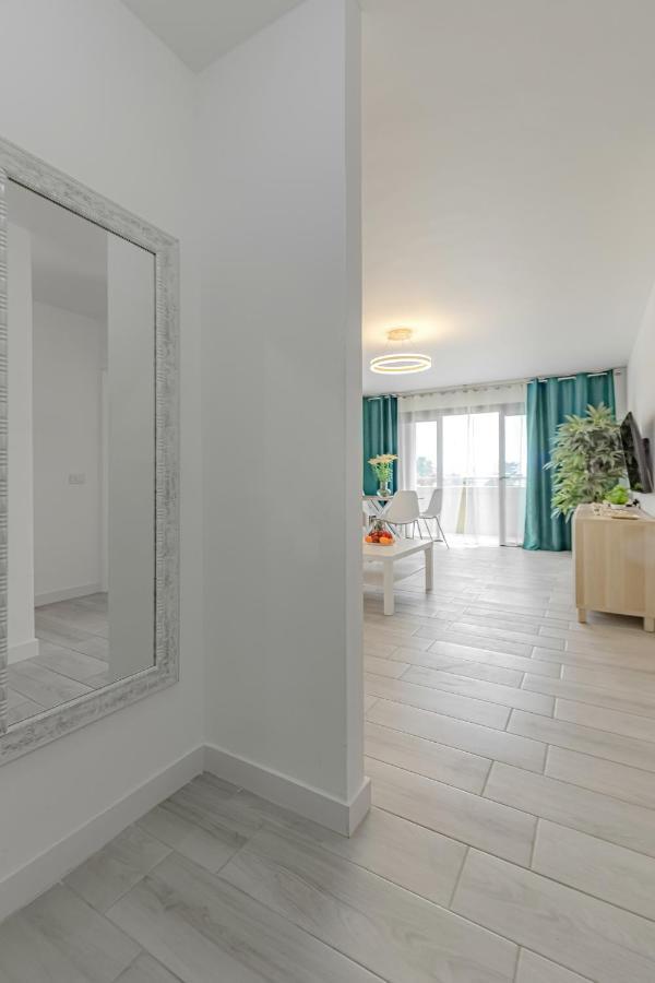 Newly Reformed Apartment With Sea View And Pool, Near The Beach, In Playa De Las Americas Exterior photo